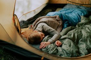 Czy spanie pod namiotem jest zdrowe?