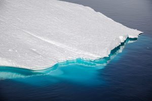 antarktyda co jest pod lodem